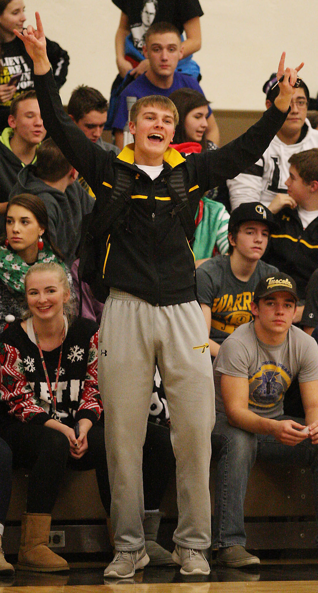FBP Arcola vs Tuscola Boys Basketball 10 12.20.16.jpg